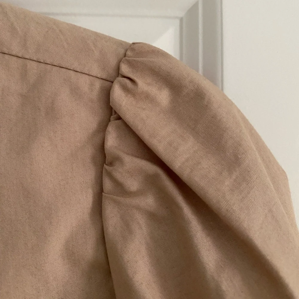 - Priorities Jacket - Picture 5 of 6